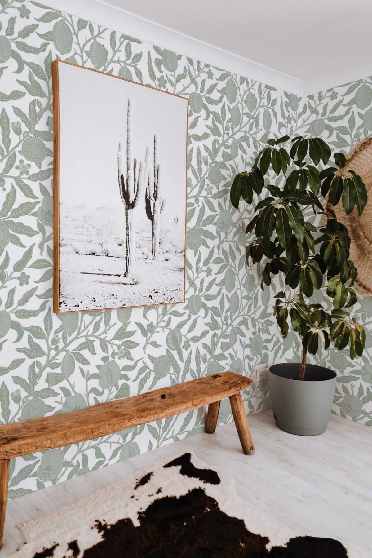 Fleurs sur vert sauge · papier peint panoramique, vue 2