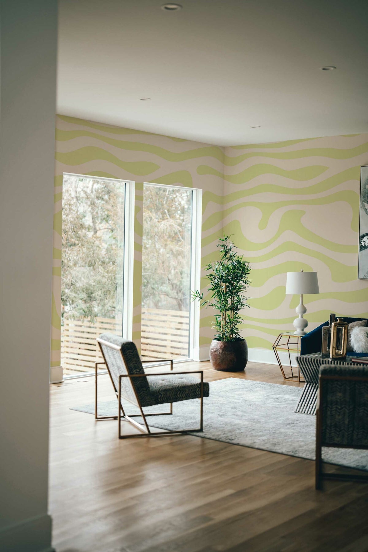 Ondes vert et crème · papier peint panoramique, vue 3